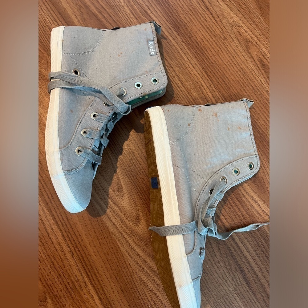 Keds Hight Top Sneakers Size 9.5